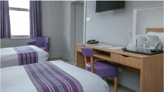 Tor Park Hotel Торки Екстериор снимка